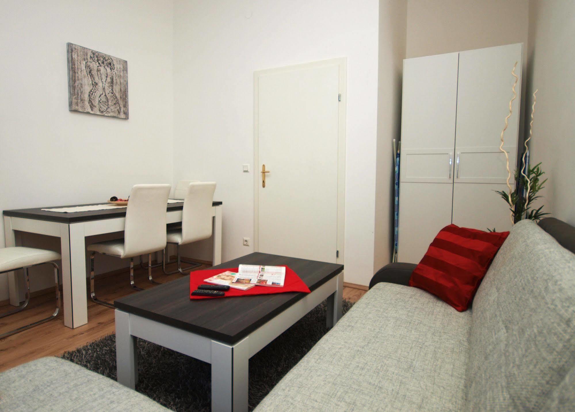 Checkvienna - Ruedengasse Apartment Екстериор снимка